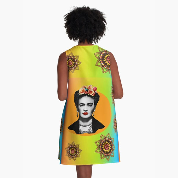 שמלת פרידה צבעונית - תצוגה חלק אחורי