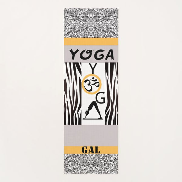 מזרן יוגה עם המילה YOGA ושם בהתאמה אישית