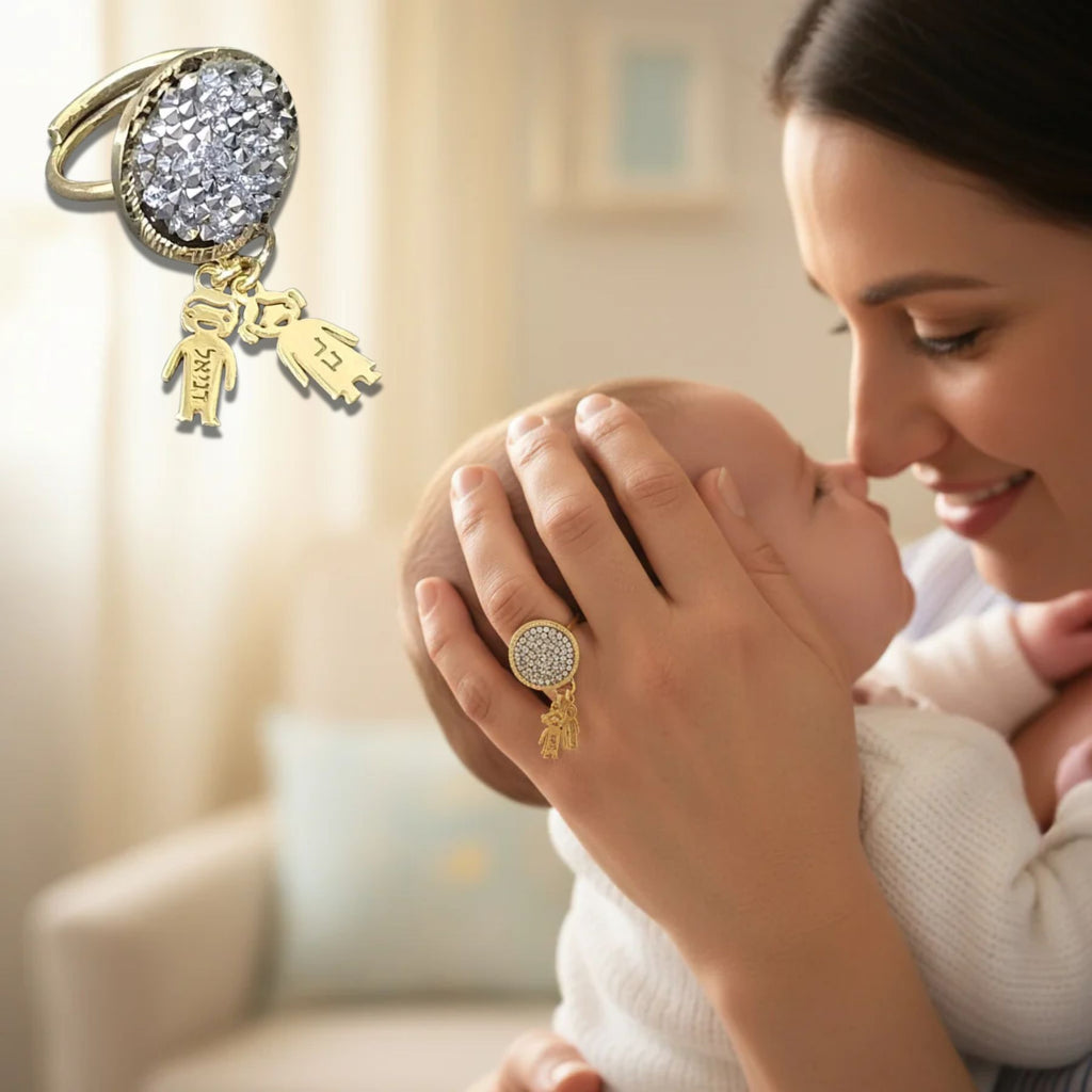 טבעת ילדים לאמא בציפוי זהב 18K עם אבני סברובסקי וחריטת שמות בהתאמה אישית
