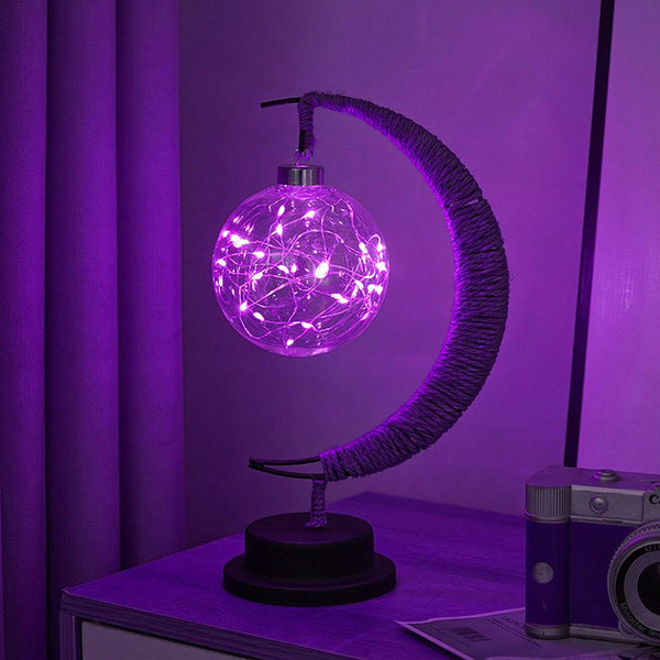 מנורת לילה LED מודרנית ירח וכוכבים - USB או סוללות