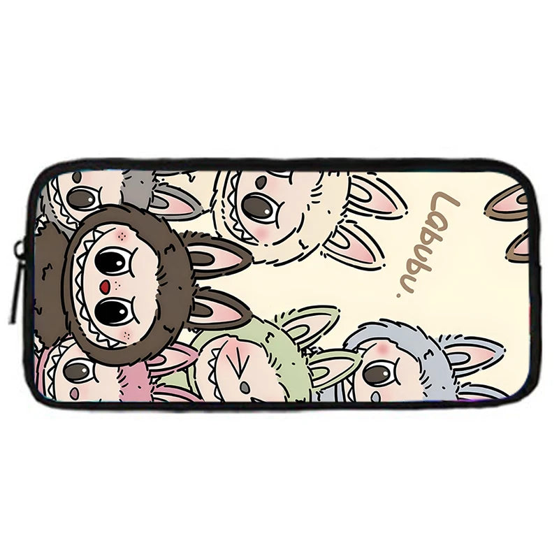 Labubu קלמר צבעוני עם דמות קומיקס אהובה – עמיד ונוח לשימוש יומיומי