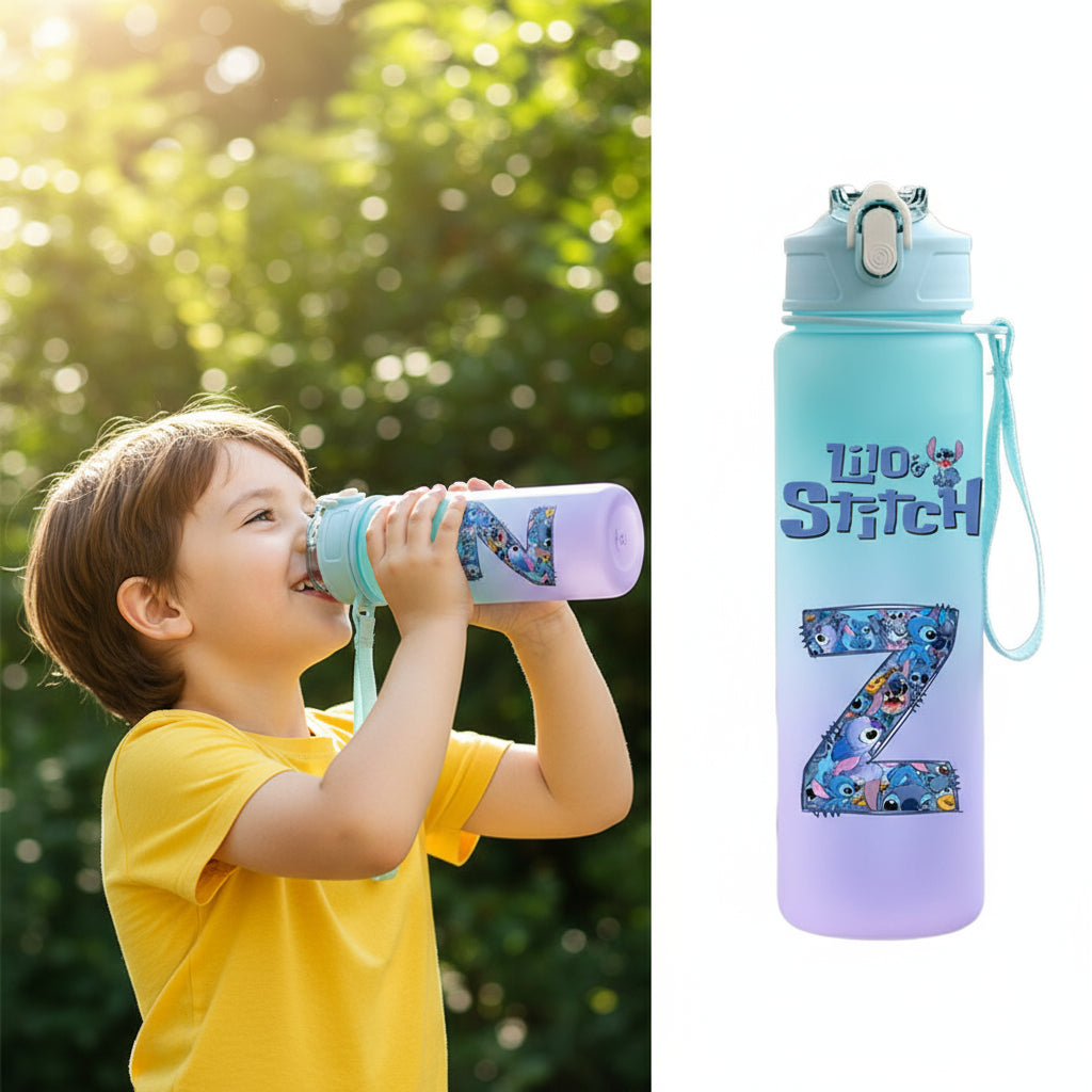 בקבוק שתייה בעיצוב סטיץ' עם אות אישית - 750 מ"ל, קשית וסגירה נוחה