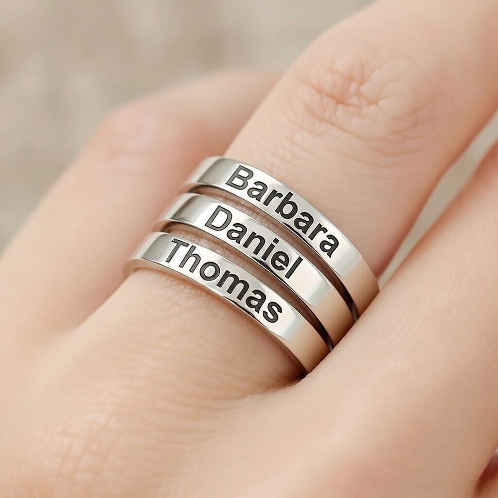 טבעת שמות מחוברת בהתאמה אישית עם 2 או 3 שמות
